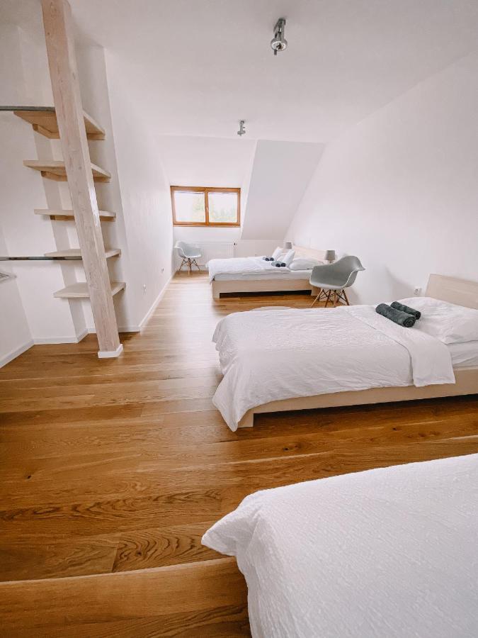 Apartmany Na Spejcharu Stribrec ภายนอก รูปภาพ